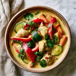 Cremiges Hähnchen-Curry mit Kokosmilch